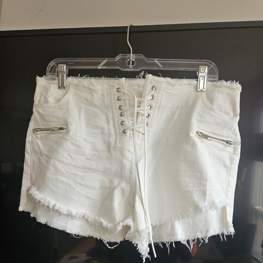 White Denim Lace Up Shorts (NWOT) Sz Lg - Picture 2 of 2